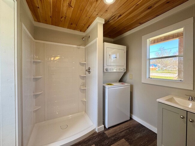 Photo - Studio in West Batesville Unit 509 Ferrell