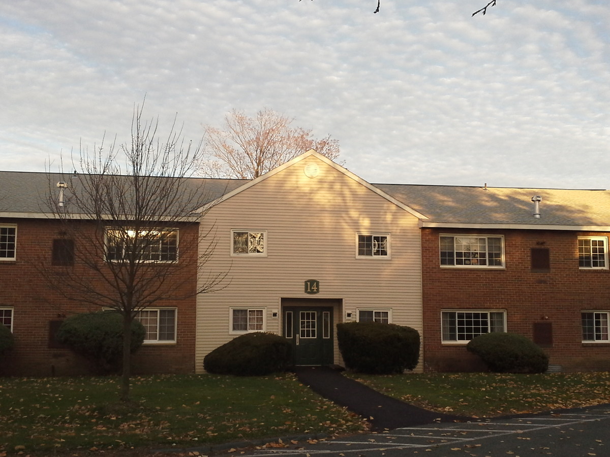 Lake Shore Park Apartments For Rent In Watervliet