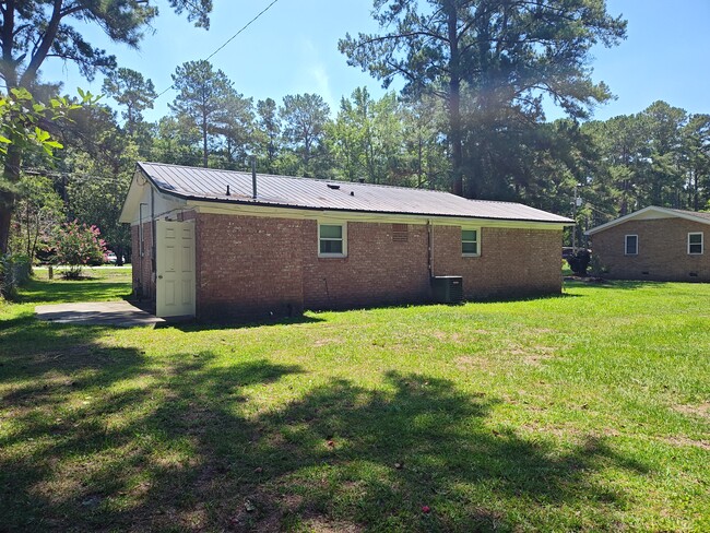 Photo - 606 King St