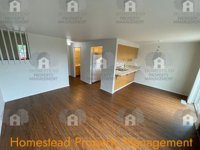 Building Photo - 166 Unit 1472