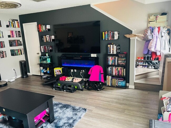 Photo - 5624 Giddyup Ln