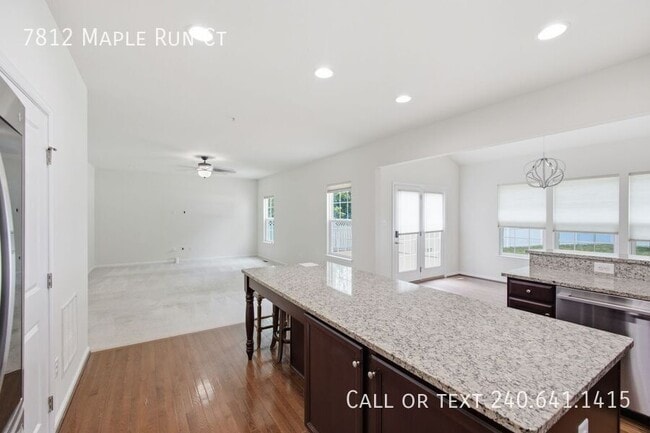 Photo - 7812 Maple Run Ct