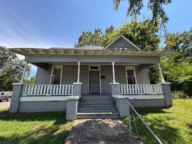 Building Photo - Birmingham/East Lake Rental