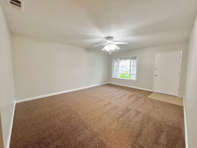 Photo - 1815-1817 Madrone Avenue Unit 1815