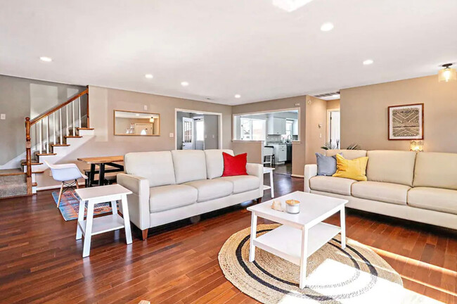 Photo - 603 20th St Apartment Unit ID1061323P