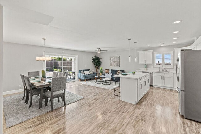 Photo - 292 Slate St