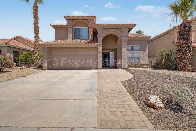 Photo - 3236 E Hiddenview Dr