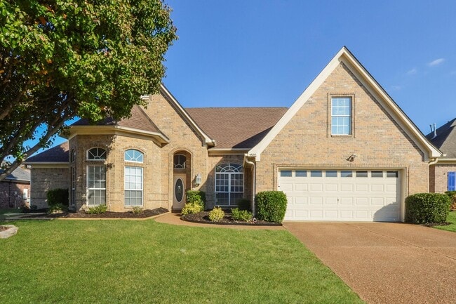 Building Photo - 4520 L & N Ave