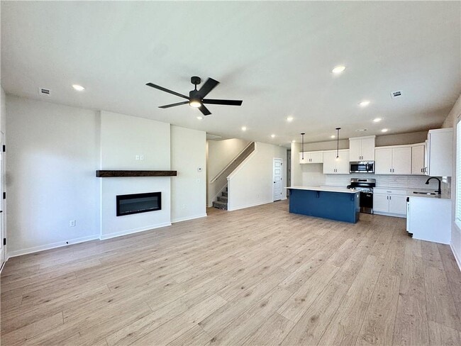 Photo - 5909 SW Messenger Ave