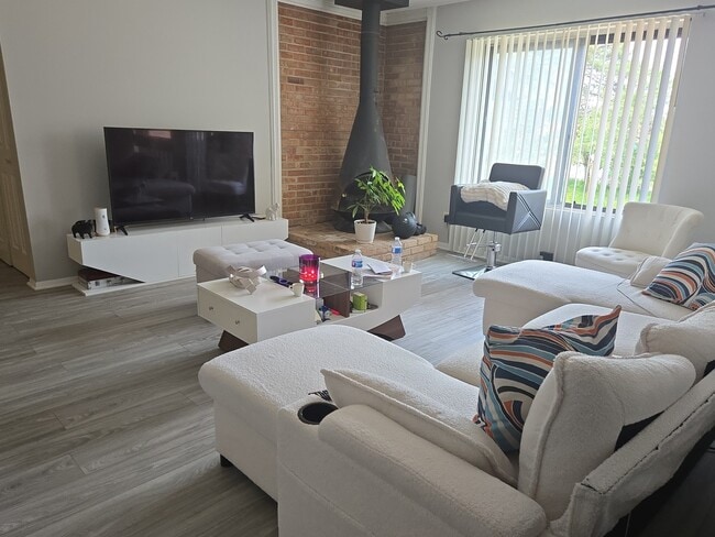 Photo - 6151 Knoll Wood Rd Unit 305
