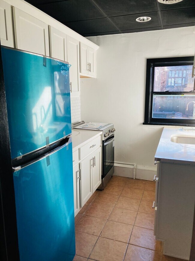 Photo - 922 Western Ave Unit WT 922- 2R