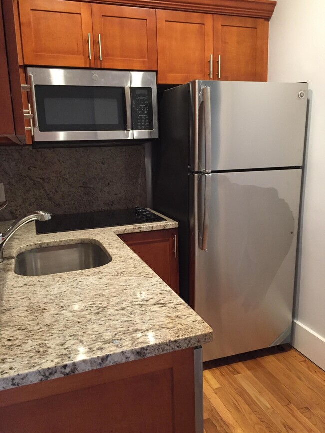 Photo - 400 Marlborough St Unit 3A