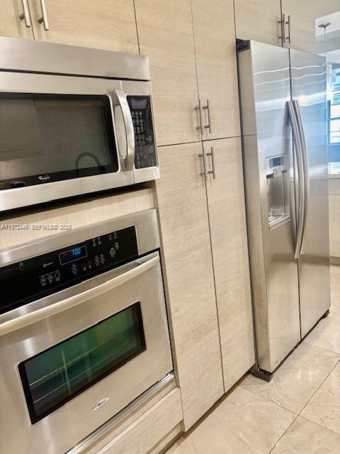 Photo - 100 Lincoln Rd Unit 823