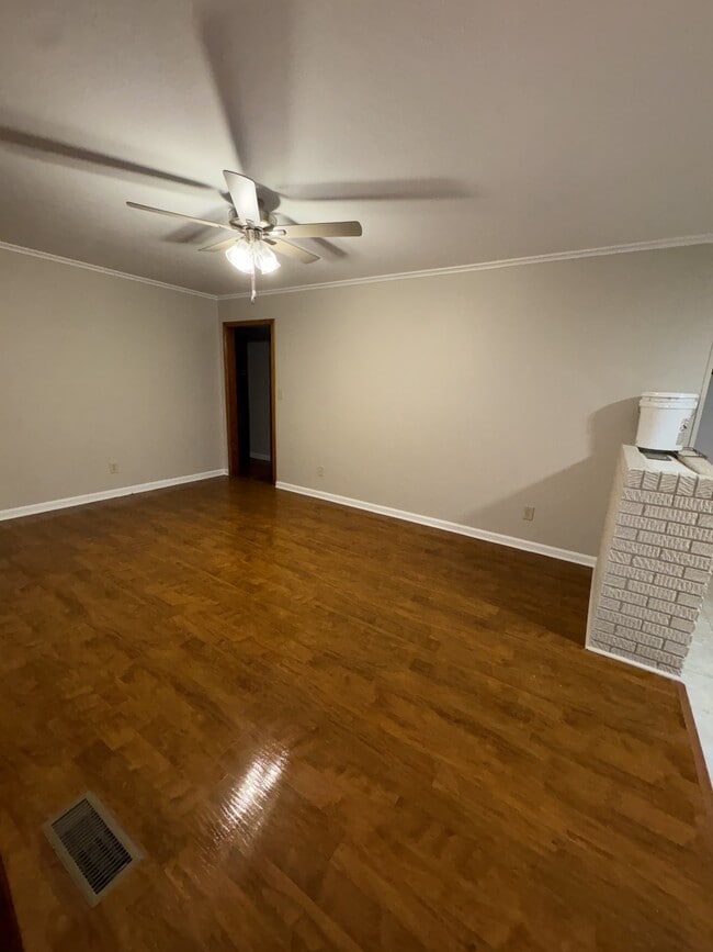 Photo - 426 Evergreen St