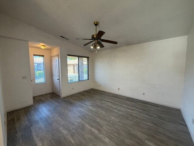 Photo - DARLING TOWNHOME FOR RENT!