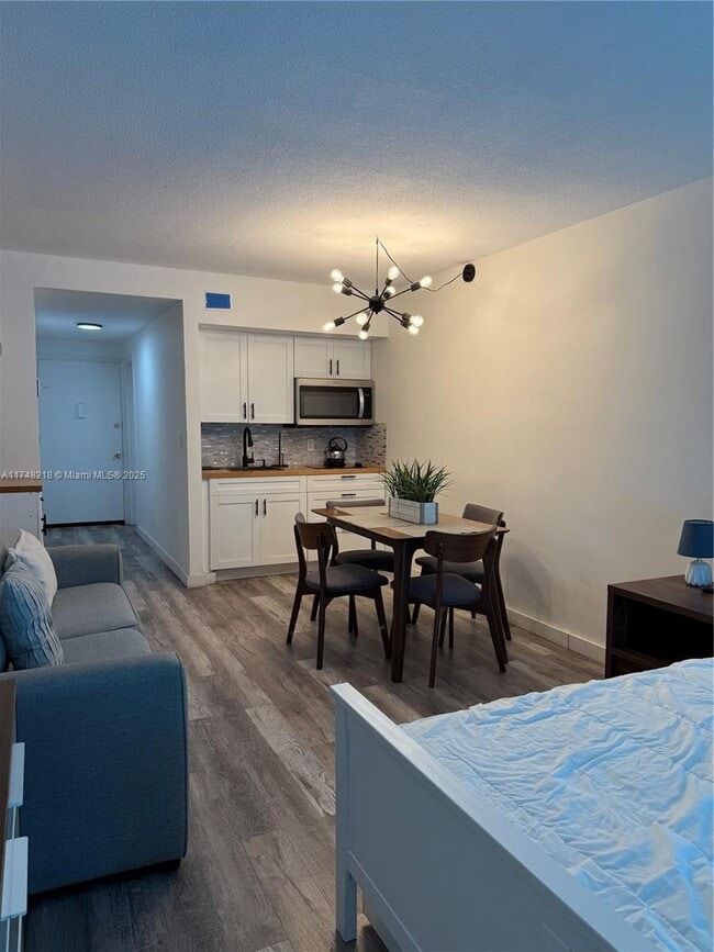 Photo - 400 Kings Point Dr Unit 105