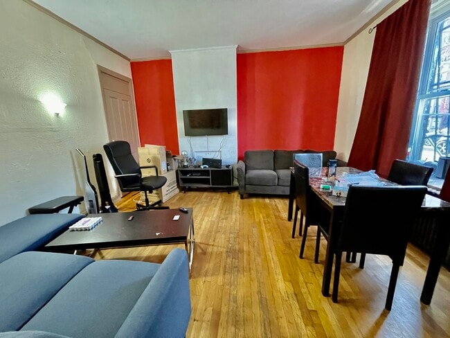 Photo - 688 Parker St Unit 2