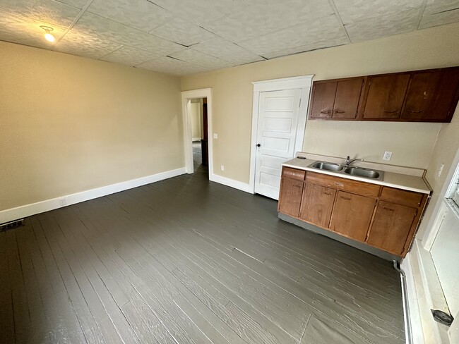 Photo - 735 Fountain Sq Unidad 735.5 Up