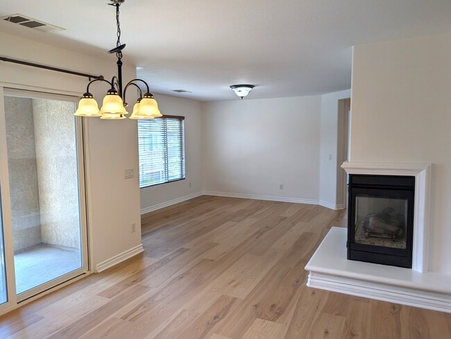 Photo - 19335 Laroda Ln