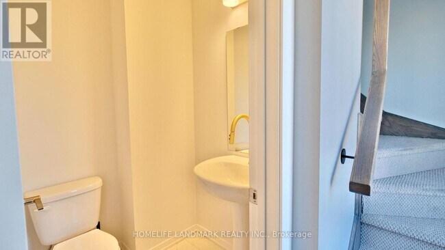 Photo - 225 Birmingham St