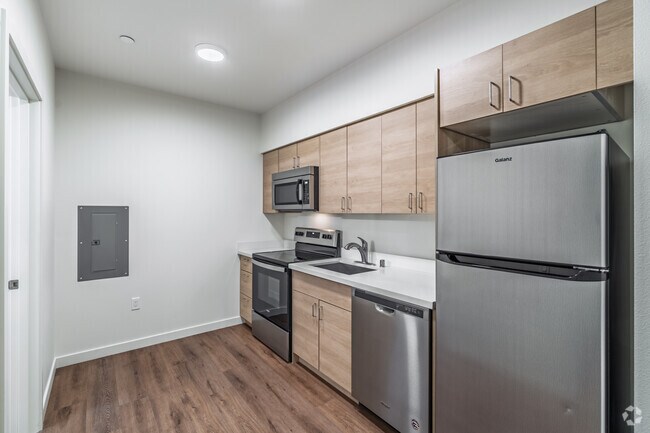 Studio - 320SF