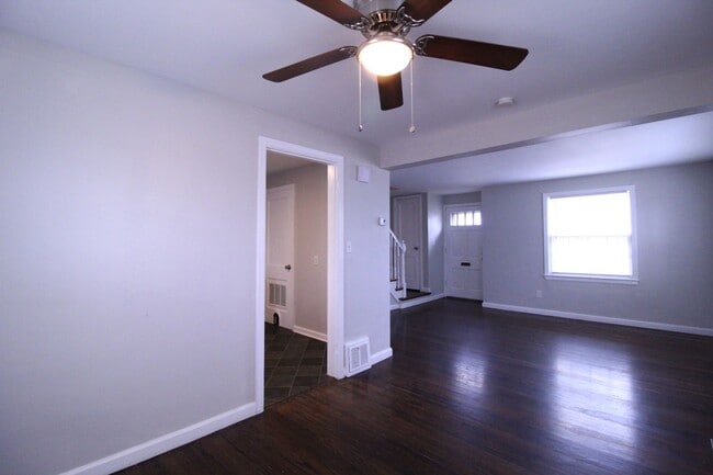 Photo - January FREE On This 2 Bedroom 1 Bath Duplex