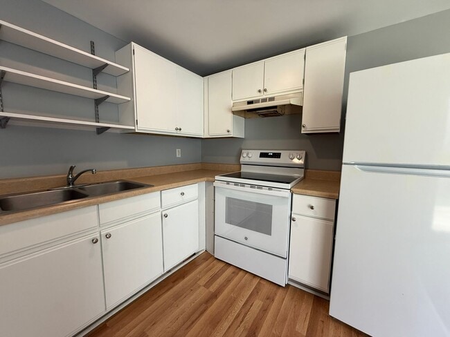 Photo - 22 Hadley Rd Unit 22A Hadley Rd