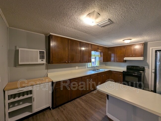 Photo - 6505 Blue Springs Rd