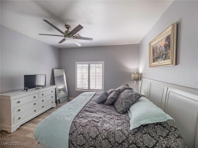 Building Photo - 251 S Green Valley Pkwy Unit 1913