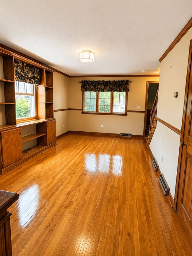 Photo - 1453 Carew St
