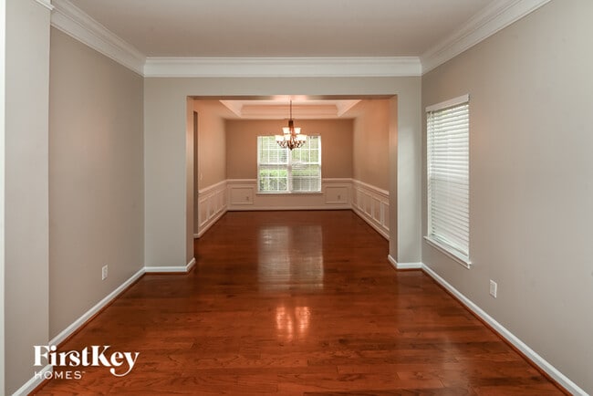 Photo - 15907 Lavenham Rd