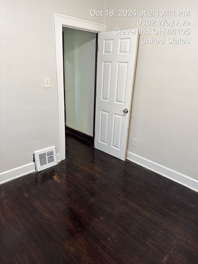 "Charming 2 Bed, 1 Bath Single Family Prop... House House Rental in