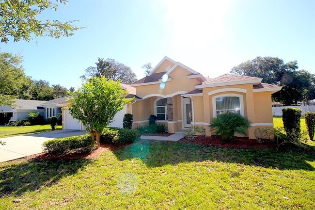 Photo - 76 Folson Ln House