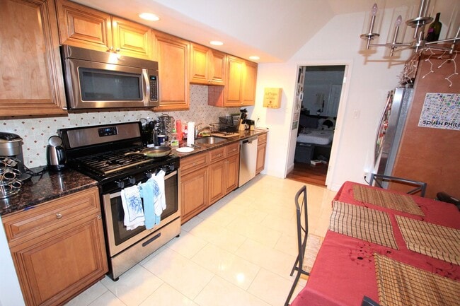 Photo - 3 bedroom 2 bath apartment in south broad street Unidad 1
