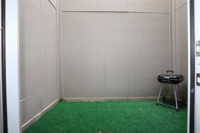 Photo - 2103 Place Rebecca Ln Unit D6