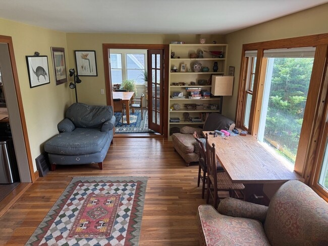 Photo - Furnished 3 bedroom home in Lebanon