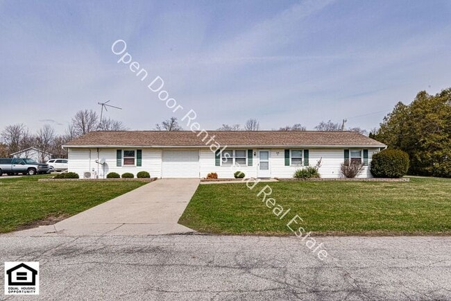 Building Photo - 608 W Dennis St Unit Apt 1