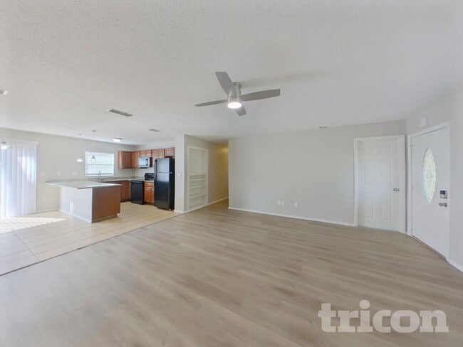 Photo - 1913 Hudson Ct