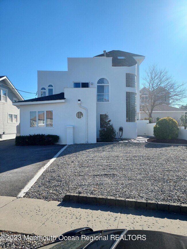 Photo - 1322 Ocean Ave