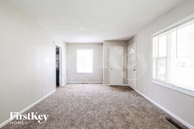 Photo - 109 Mercator Dr