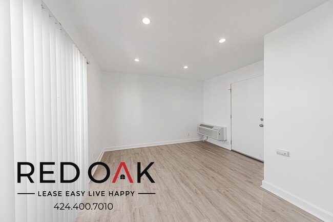 Photo - 619 N Kingsley Dr Unit A