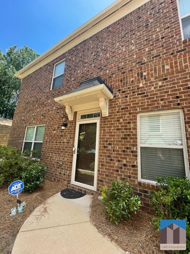 Photo - 805 Pleasant Hill Rd NW