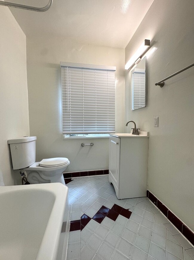 Photo - 1 Bed 1 Bath in Hollywood Heights with Par... Unit 6703