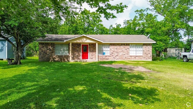 Building Photo - 3210 Ridgefield Rd Rental