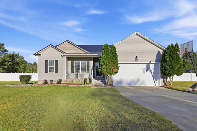 Building Photo - 100 Amandas Way