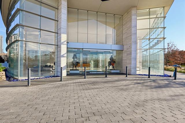 Building Photo - 3130 N Harwood St Unit 705