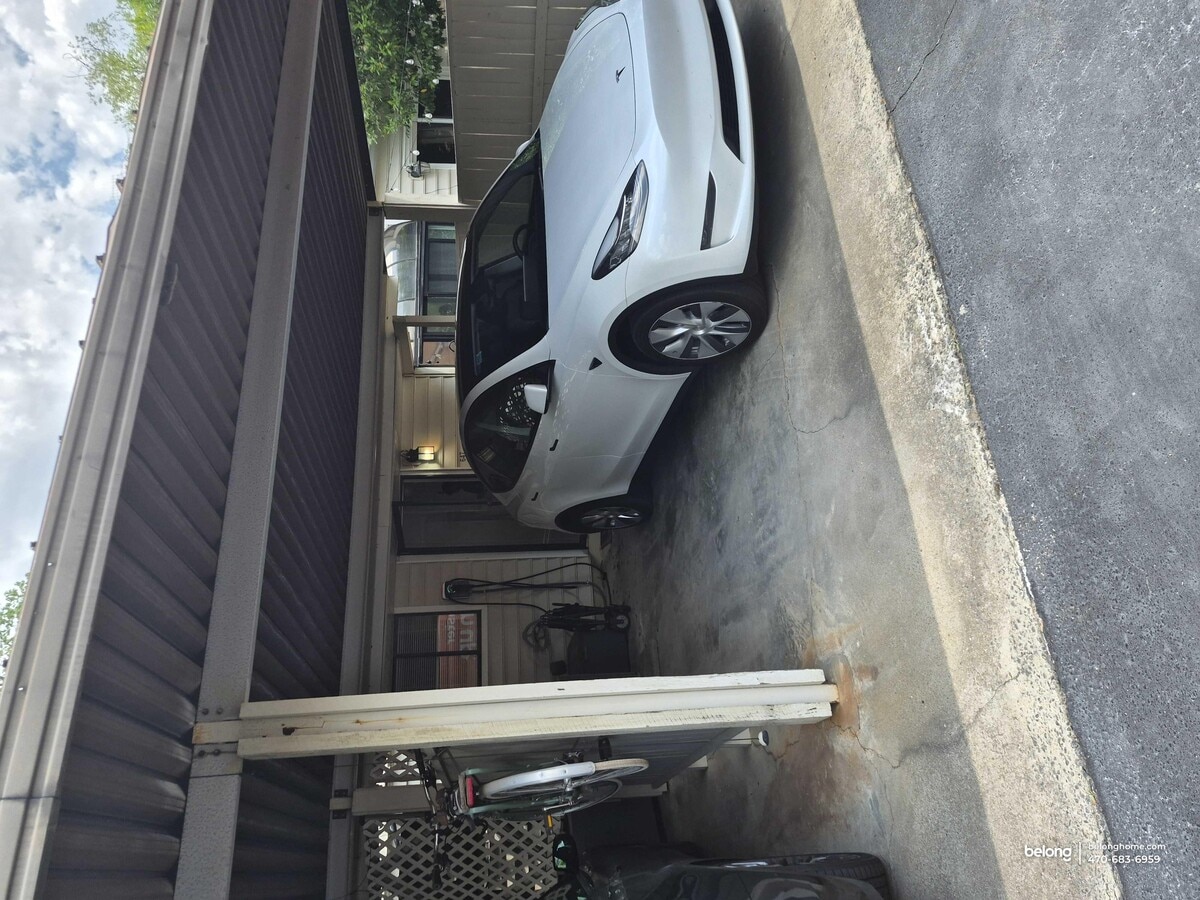 Photo - 647 Serramonte Dr