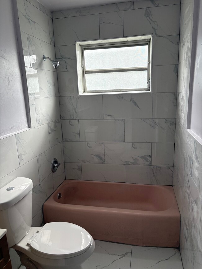 Photo - 532 NE 138th St