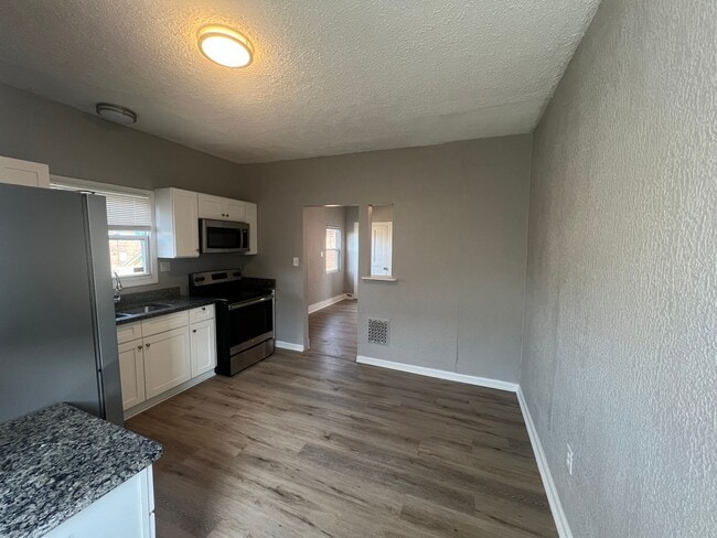 Photo - 7429 Park Ave Unit 2