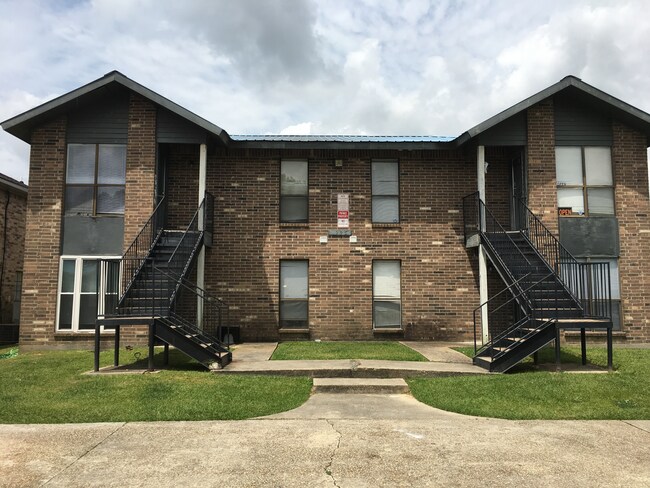 Photo - 1754 Cedar Lake Dr Unit D
